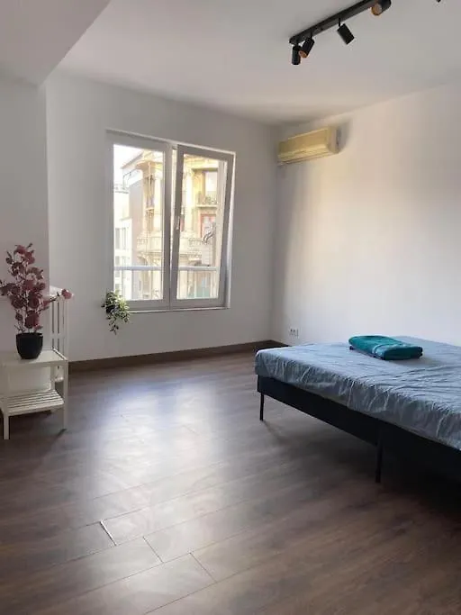 Minimalist Old Town Apartment Bucureşti 0*,  România