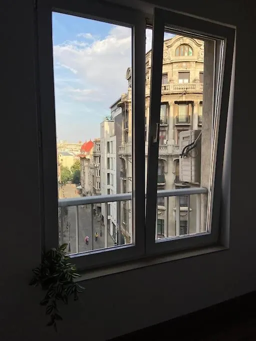 Minimalist Old Town Apartment Bucureşti România